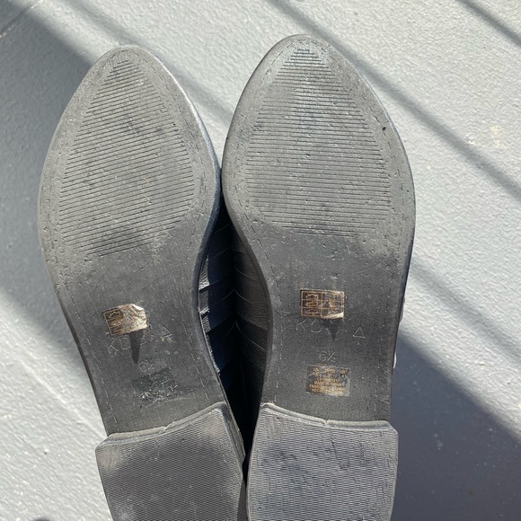 Kelsi Dagger Brooklyn Slides 6.5 - Picture 6 of 6